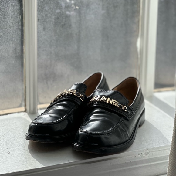 Chanel loafers - Picture 3 of 9